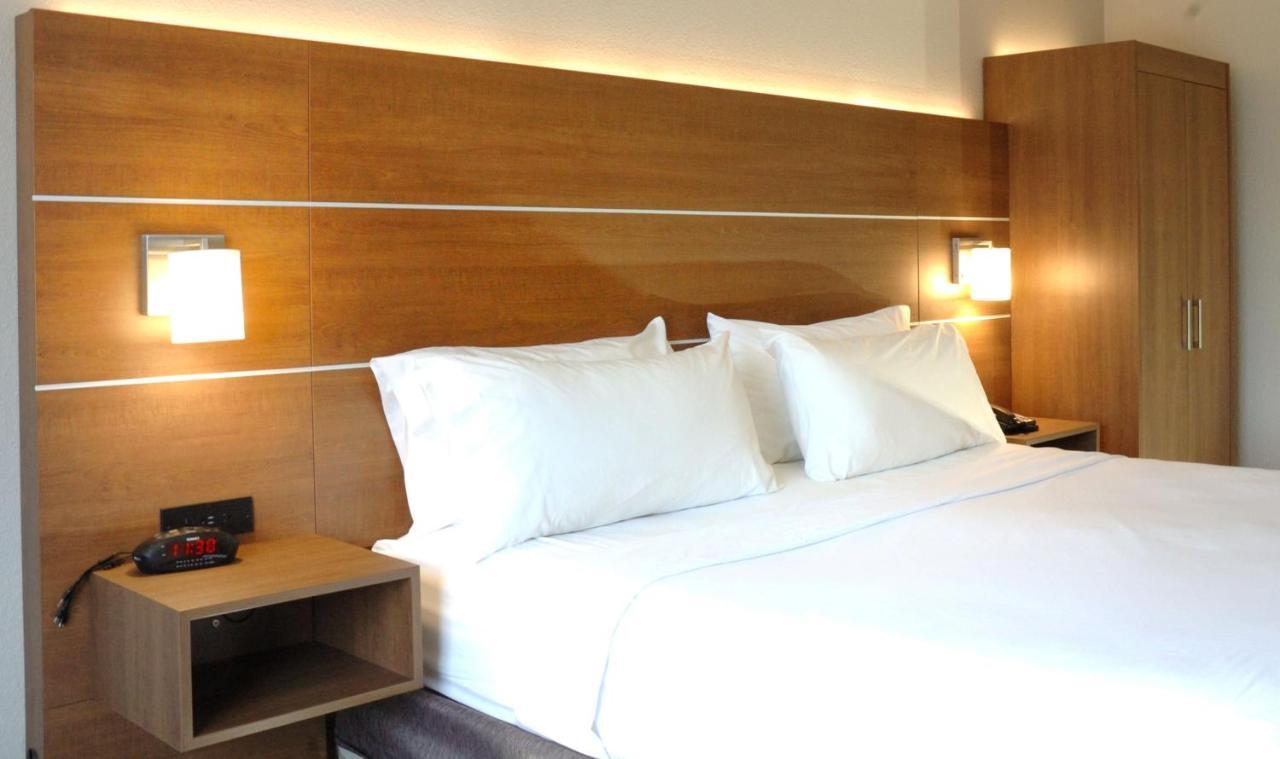 Holiday Inn Express Hotel & Suites Goshen By Ihg Luaran gambar